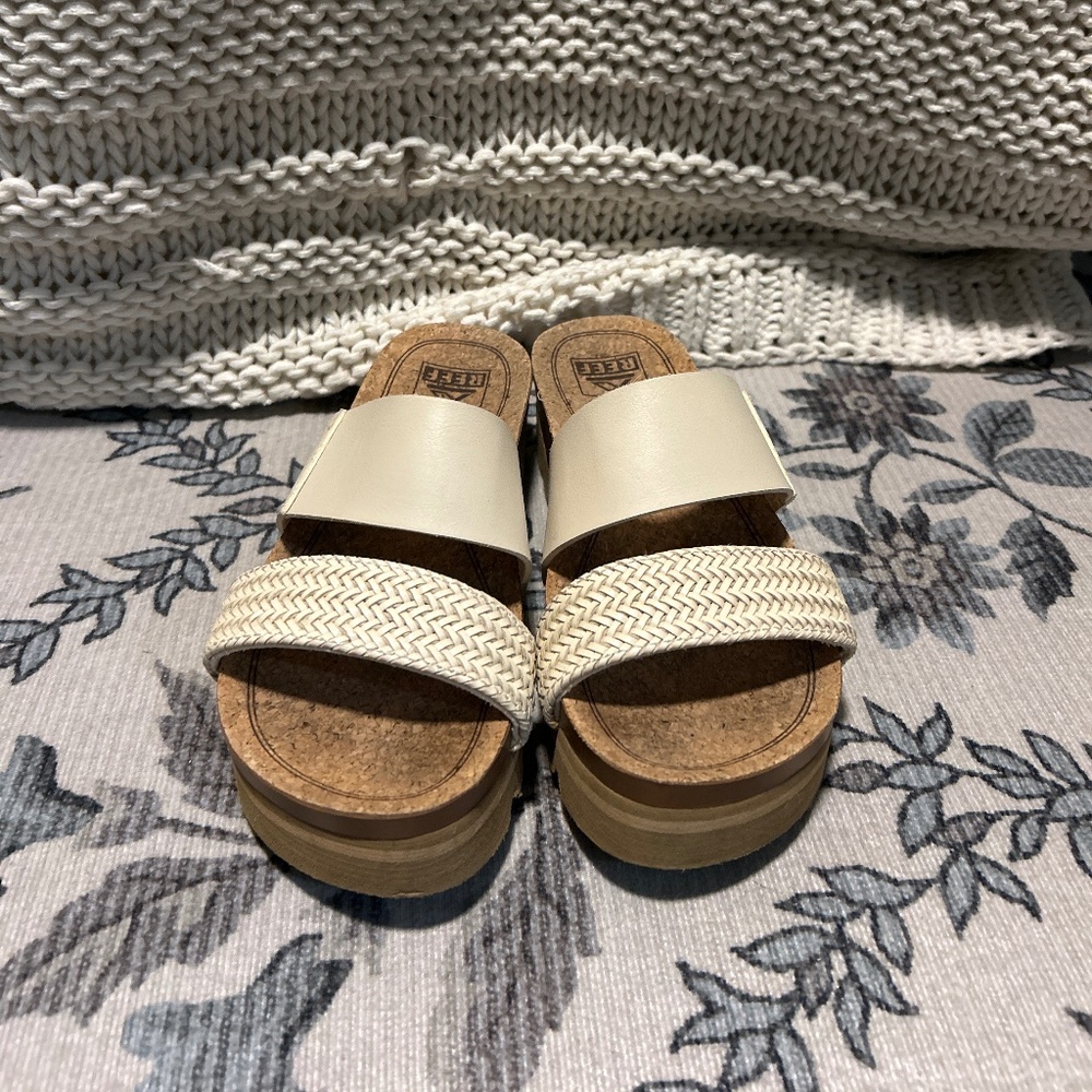 Reef Vista Hi Braided Sandal Size 6